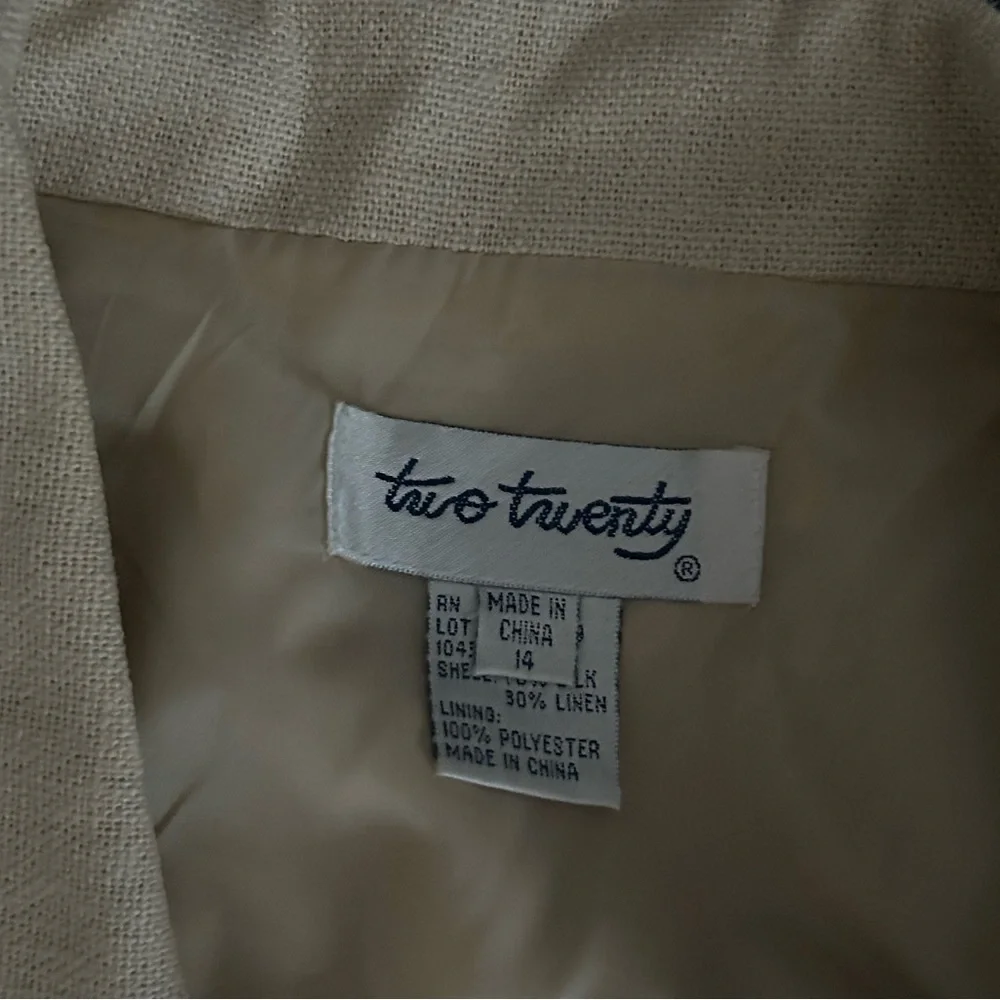 Vintage Silk/Linen Cream Blazer - Picture 6 of 8